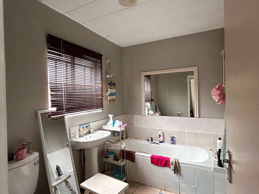 3 Bedroom Property for Sale in Die Bult North West